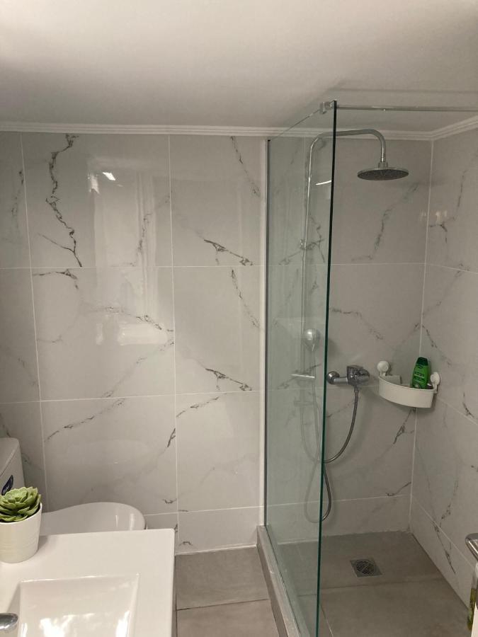 Great Apartment With Terrace In Central Афины Экстерьер фото